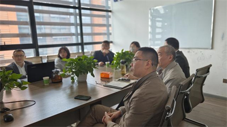 以AI視頻聯(lián)網(wǎng)報(bào)警服務(wù)為立足點(diǎn)，加大AI技術(shù)在各環(huán)境中的應(yīng)用